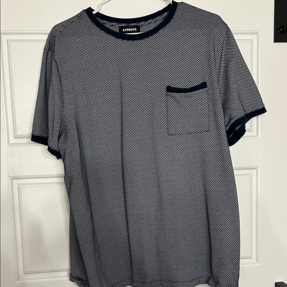 Express Men's Patterned Navy and White Tee